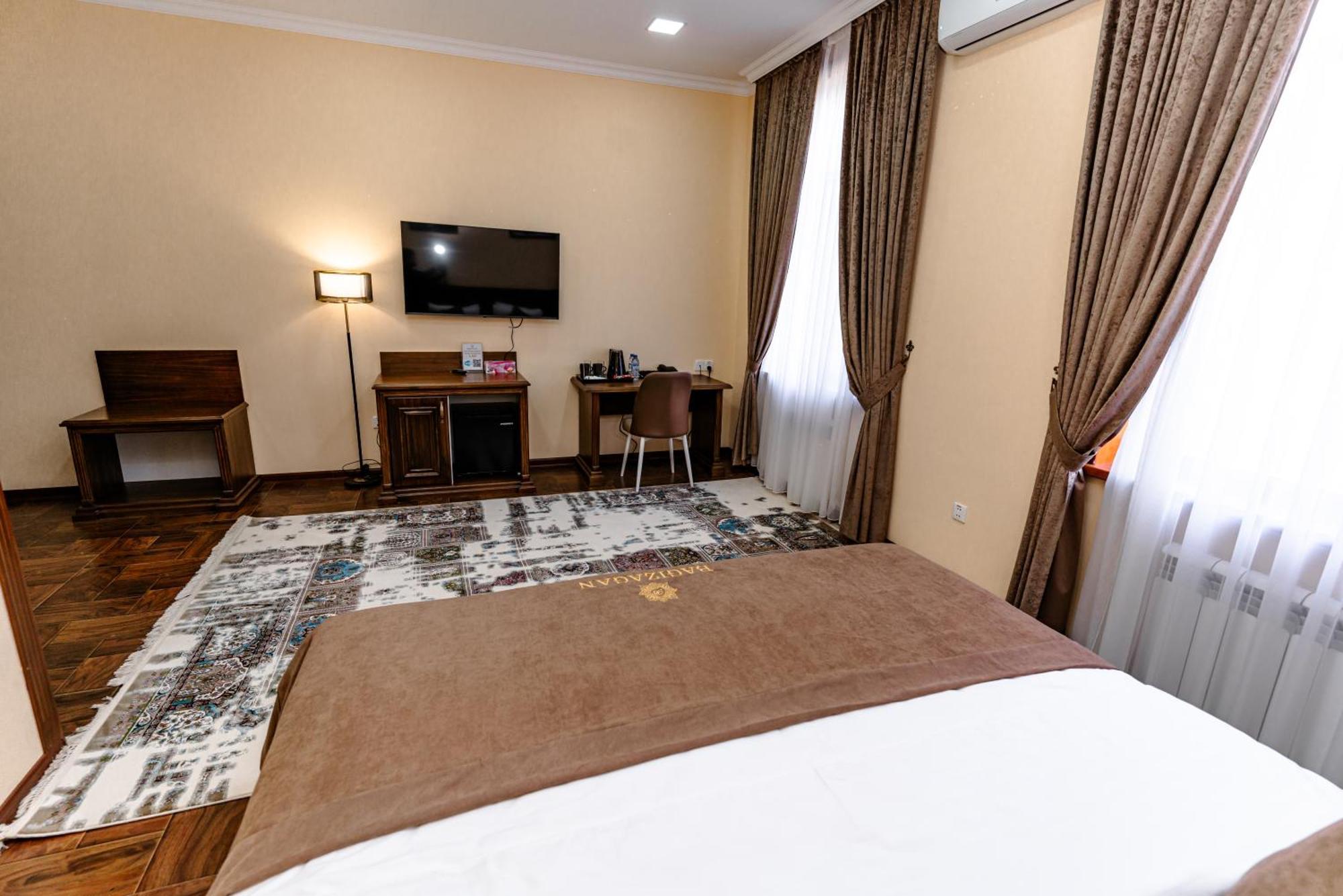 Bagizagan Hotel Samarkand Ngoại thất bức ảnh